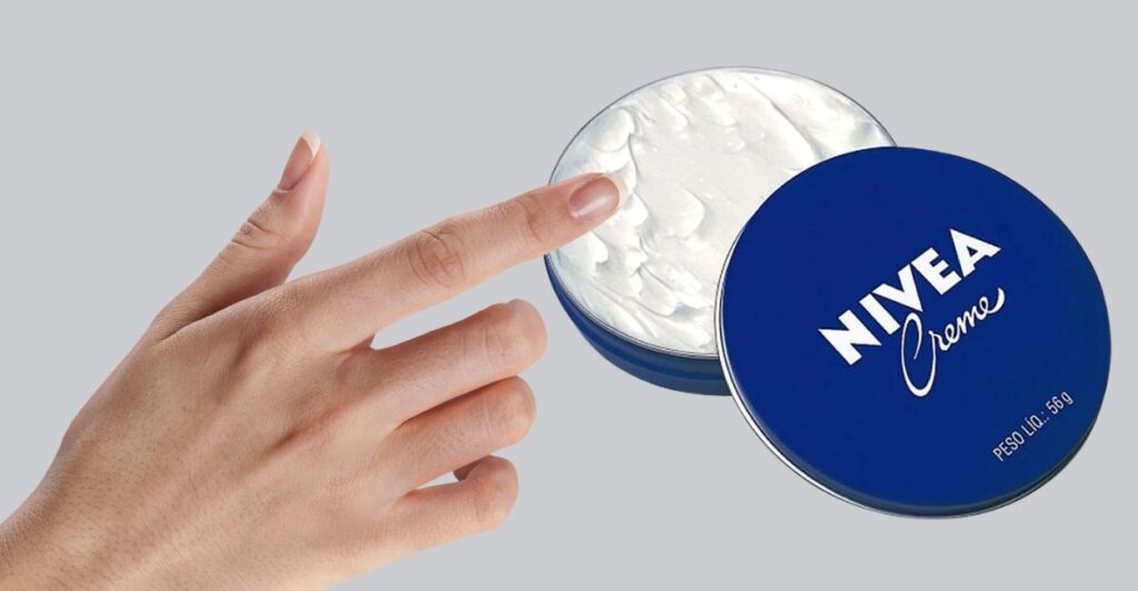 Creme-nivea-latinha-azul.jpg